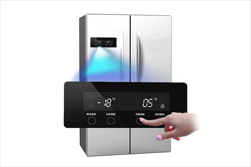 Panneau de commande du réfrigérateur Luphi Electronics doté de boutons tactiles capacitifs et d\'une interface utilisateur élégante.