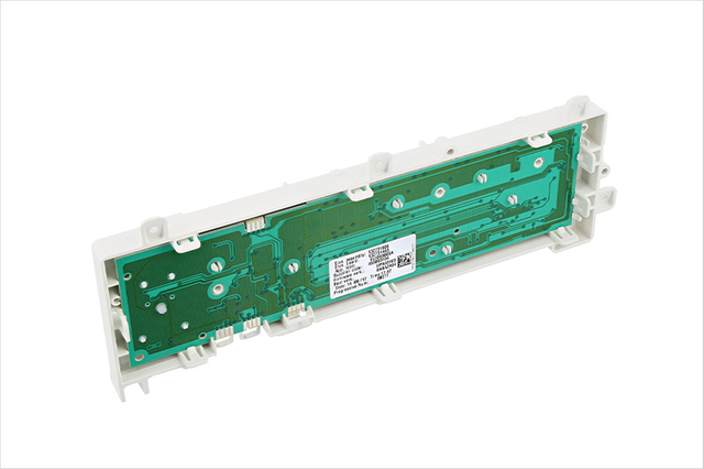 Intérieur détaillé du tableau de commande de Luphi Electronics pour les appareils intelligents