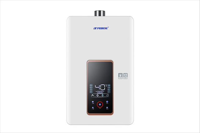 Images de cartes de commande de purificateur d'eau de Luphi Electronics, présentant des circuits et une conception avancés pour une purification efficace de l'eau.