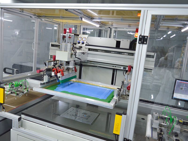 Machine-de-sérigraphie-automatique-2 (1)